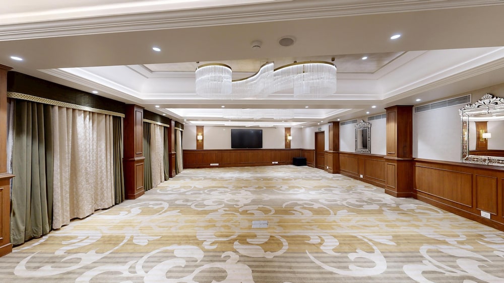 Namah Nainital, a member of Radisson Individuals Retreats 7/50