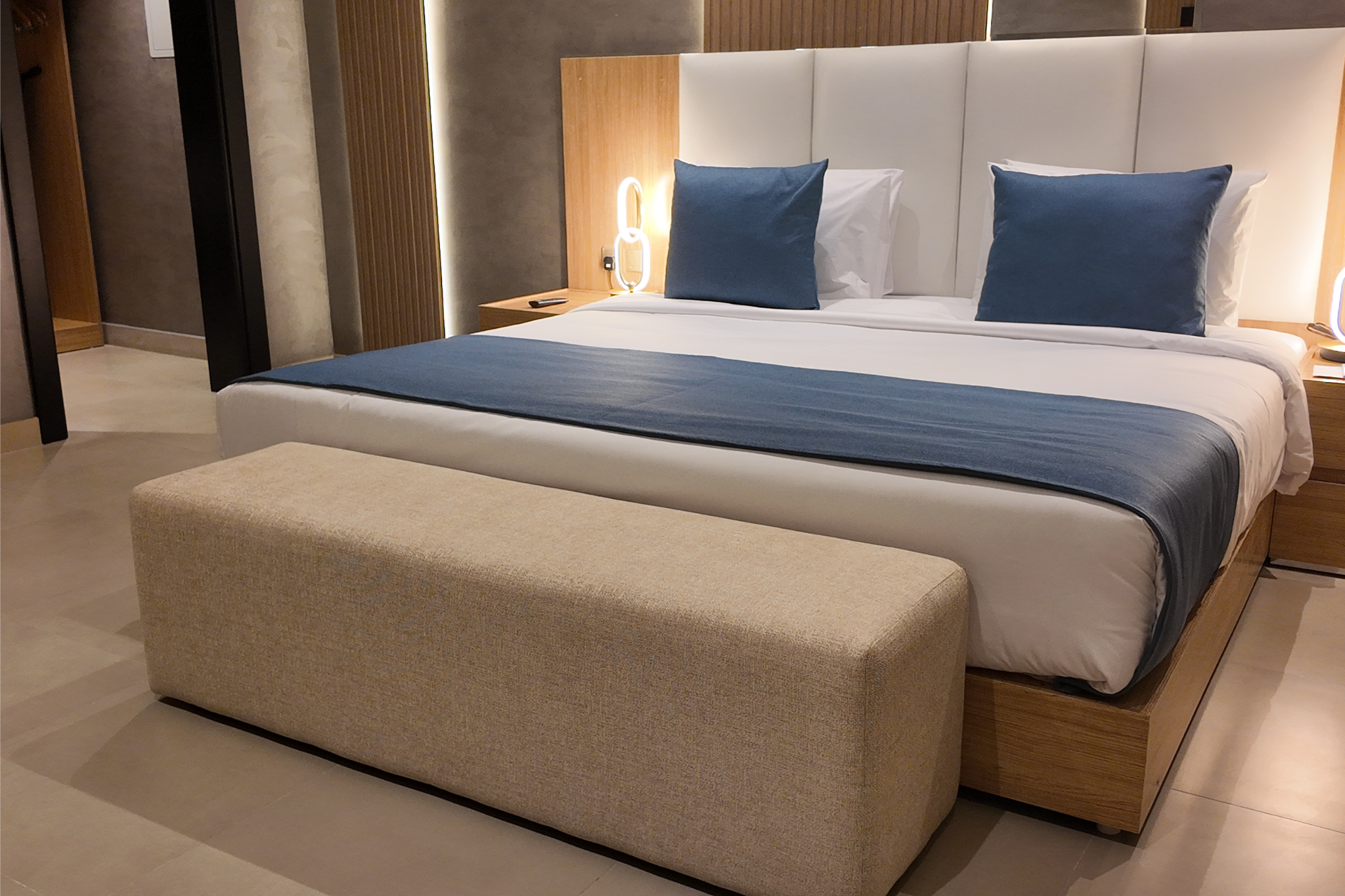 Superior, Double Bed, Pool View