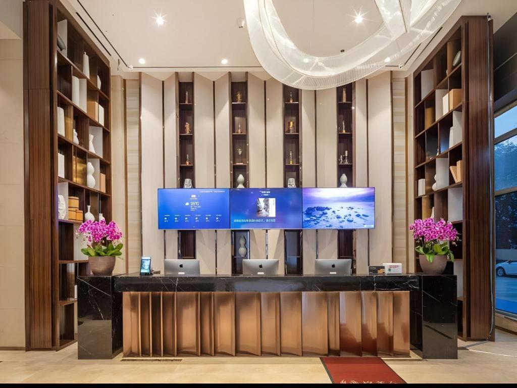 VX Wuxi Xinwu District Administrative Center Wanda Plaza Hotel 12/61