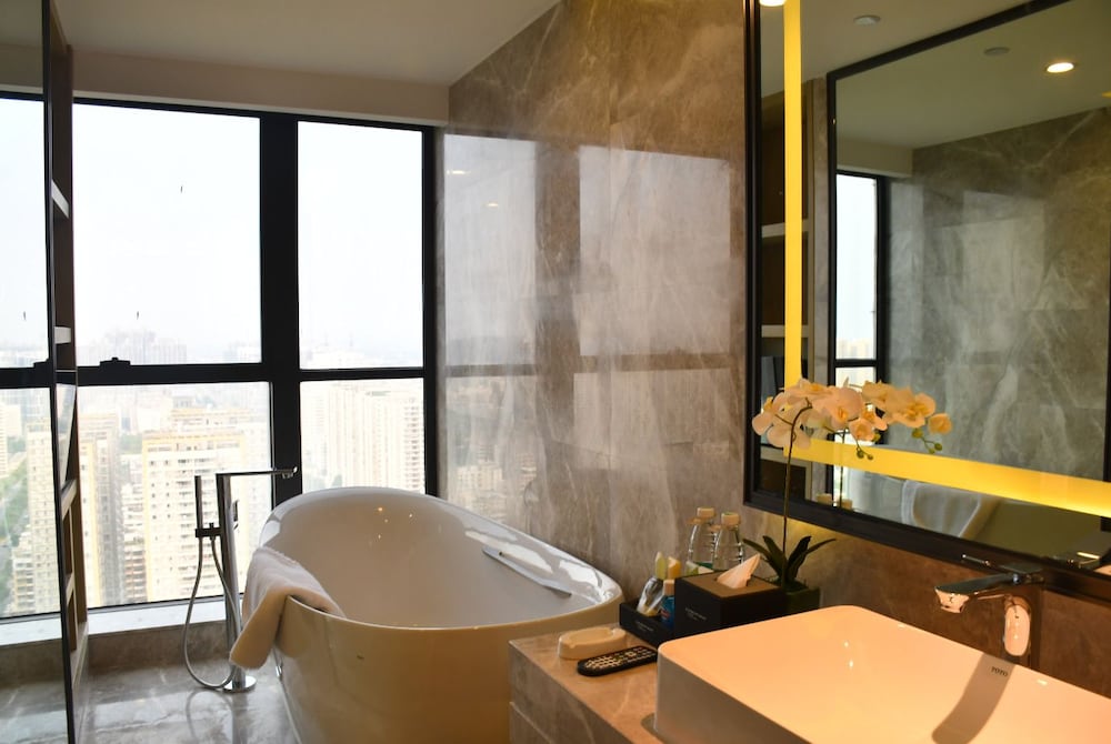 Wyndham Grand Maoming 19/38