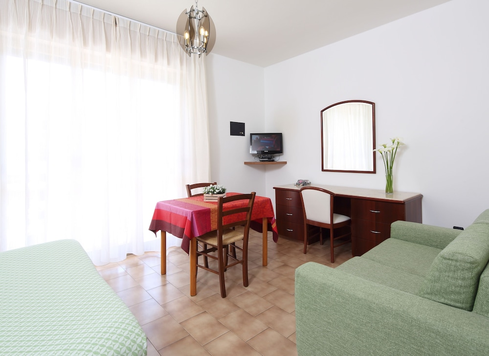 Residence Hotel Kriss 39/60