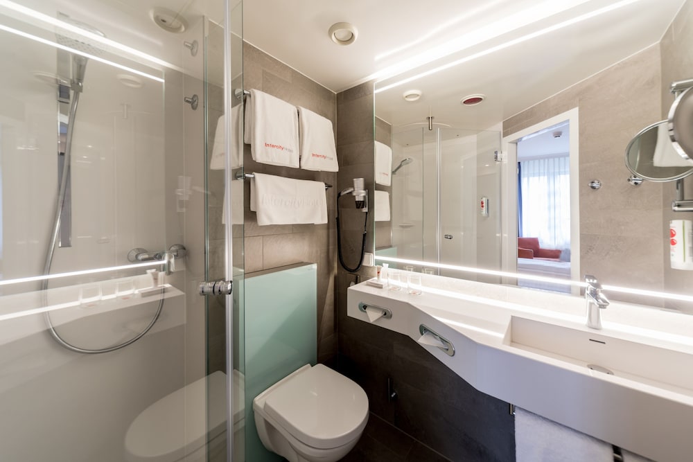 Intercityhotel Magdeburg 12/58