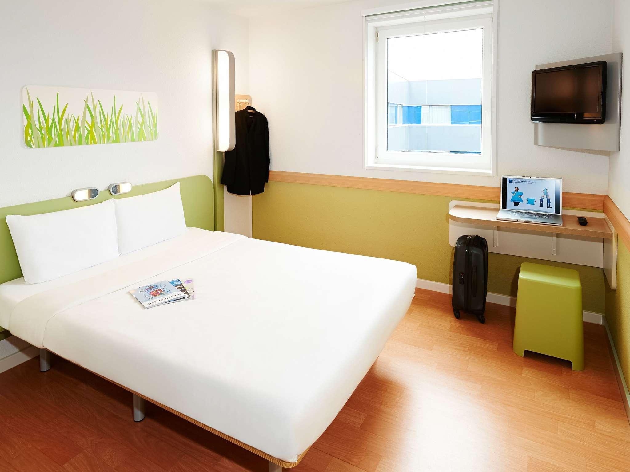 ROOM, DOUBLE BED, ACCESSIBLE
