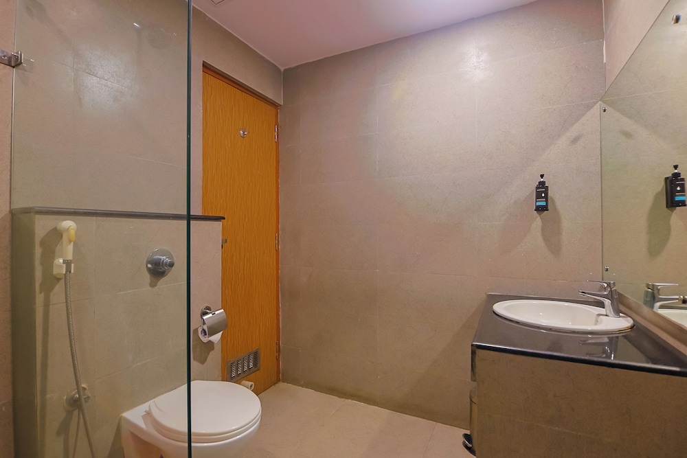 Max Hotel Prayagraj 41/48