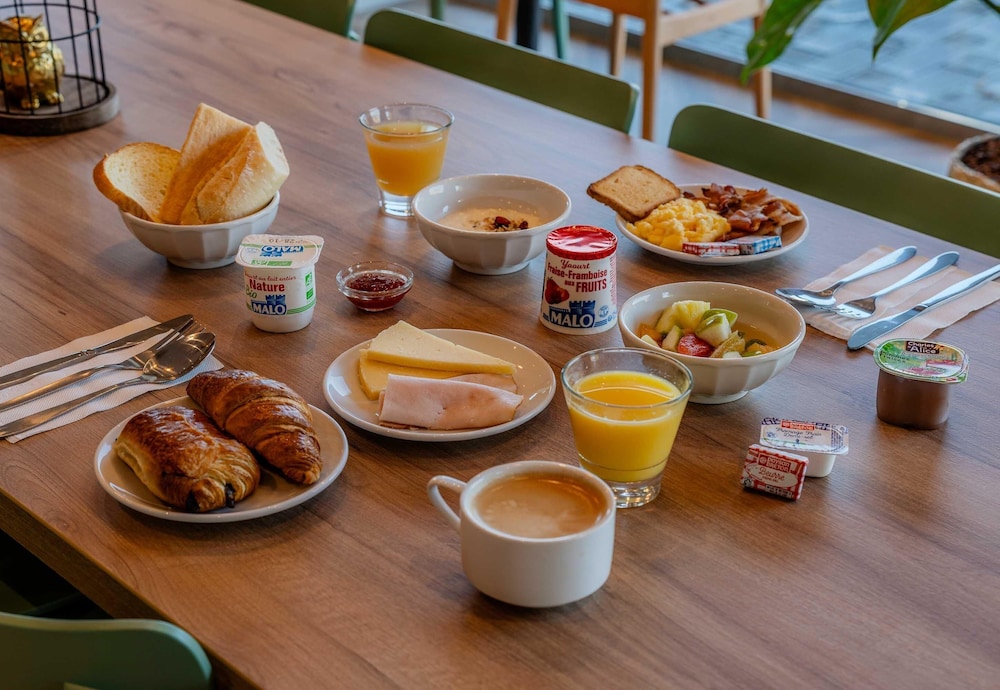 B&B HOTEL Maubeuge Gare 36/51