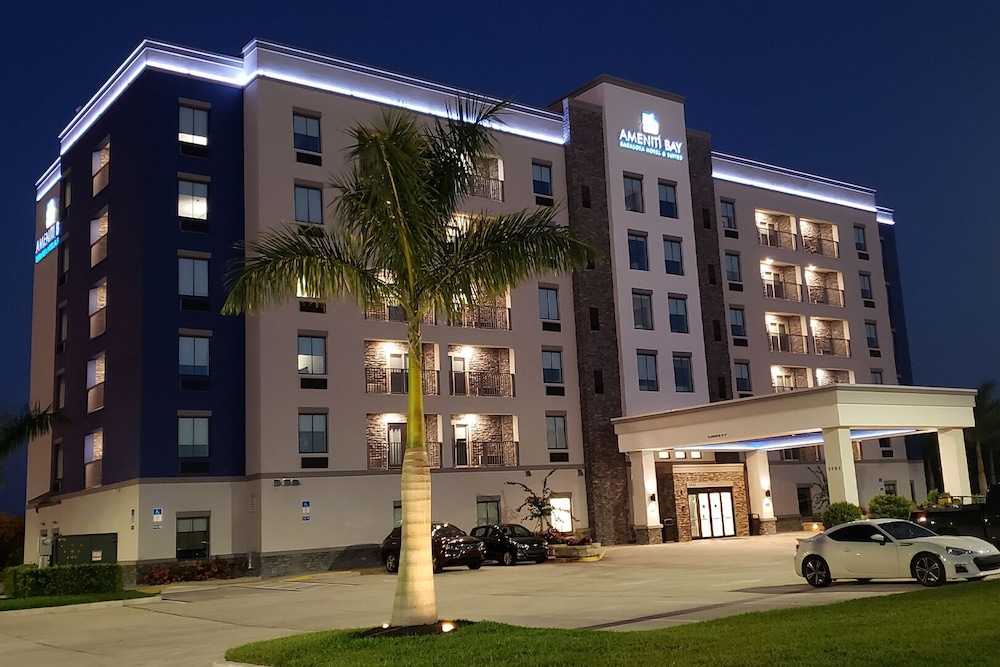 Coral Pointe Sarasota, an Ascend Collection Hotel 6/37