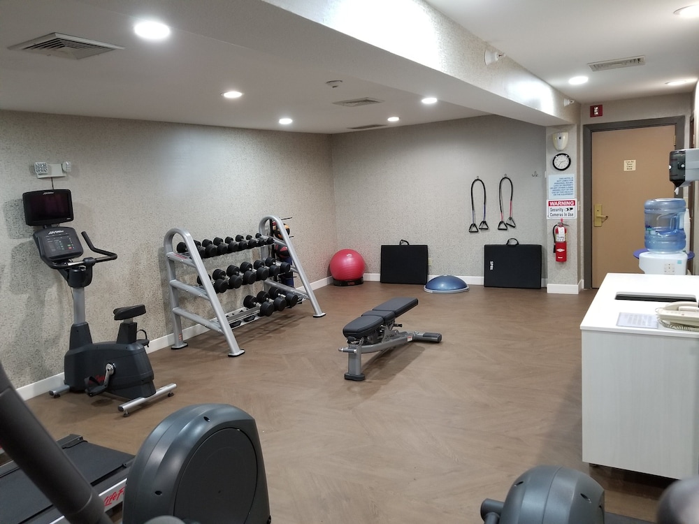 HOLIDAY INN EXPRESS BIRCH RUN(FRANKENMUTH AREA) 29/50
