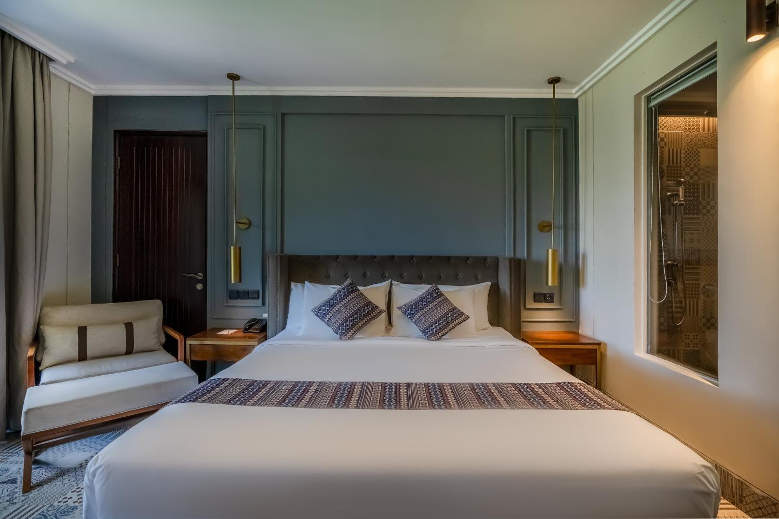 LAGOON ACCESS SUITE