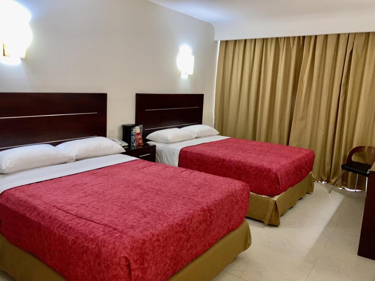 May Palace Hotel 13/43