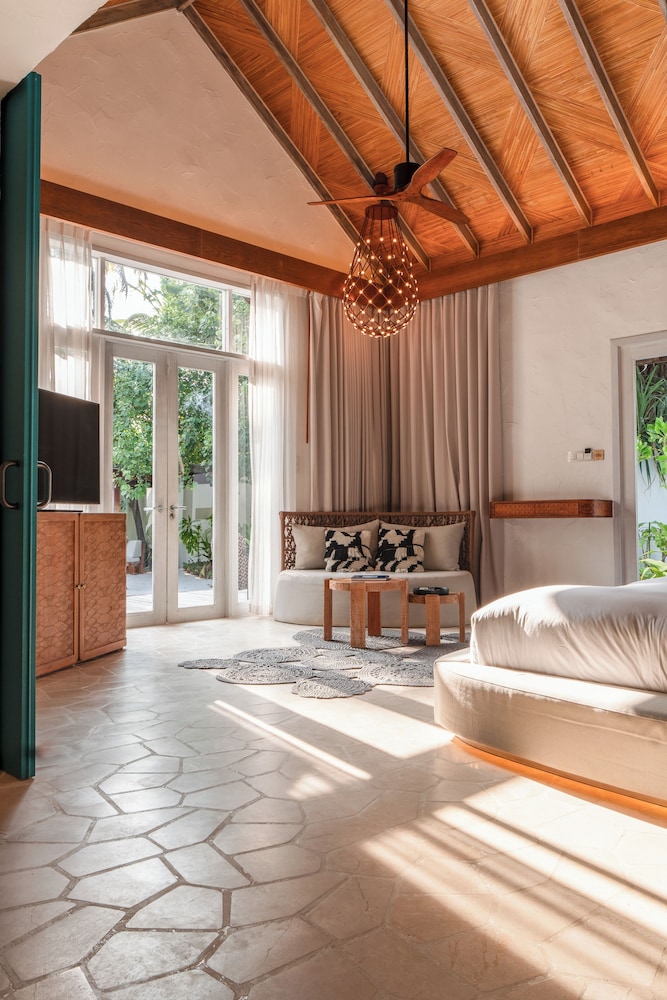 Sirru Fen Fushi Private Lagoon Resort 21/68