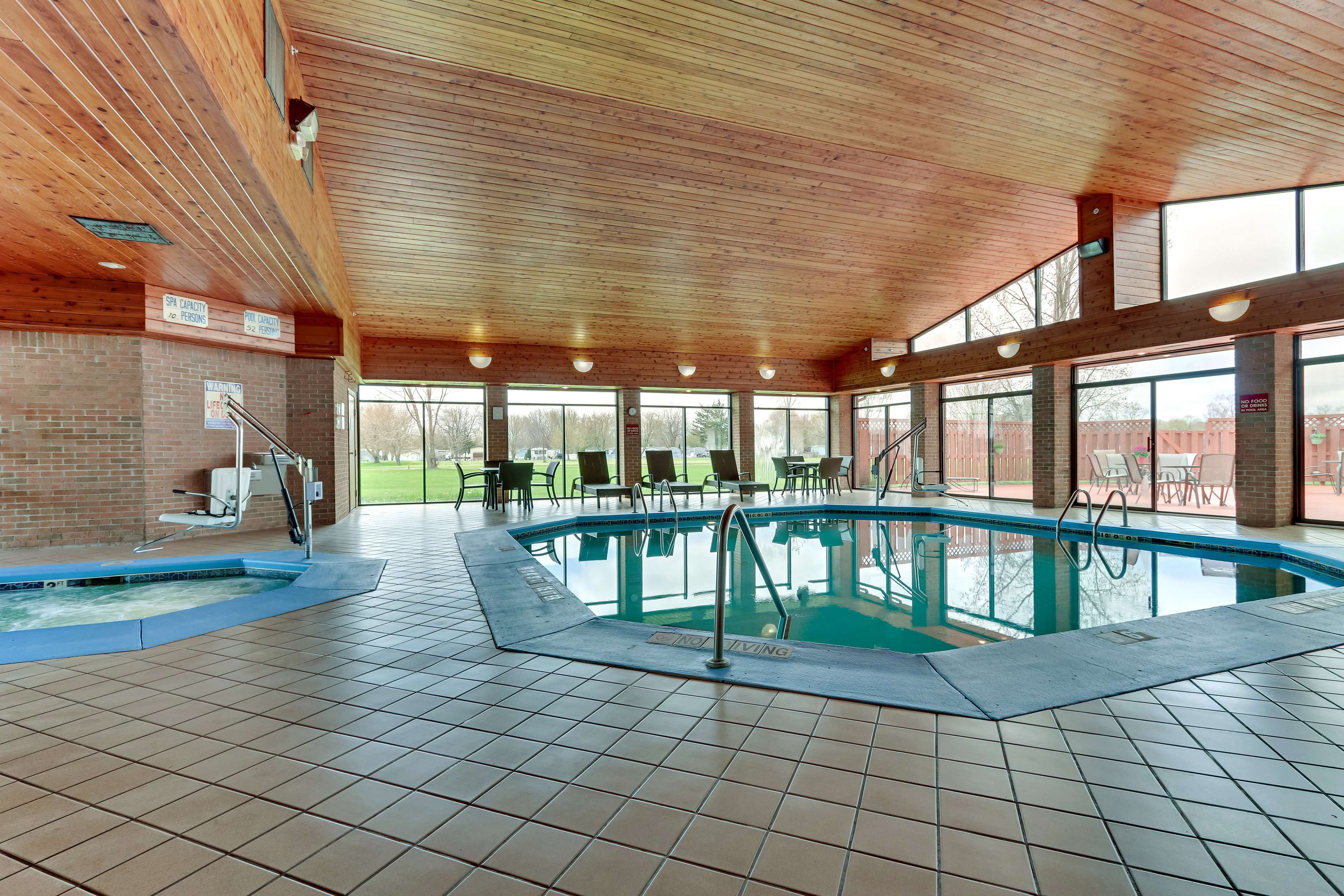 Holiday Inn Express Hotel And Suites Bad Axe 41/64