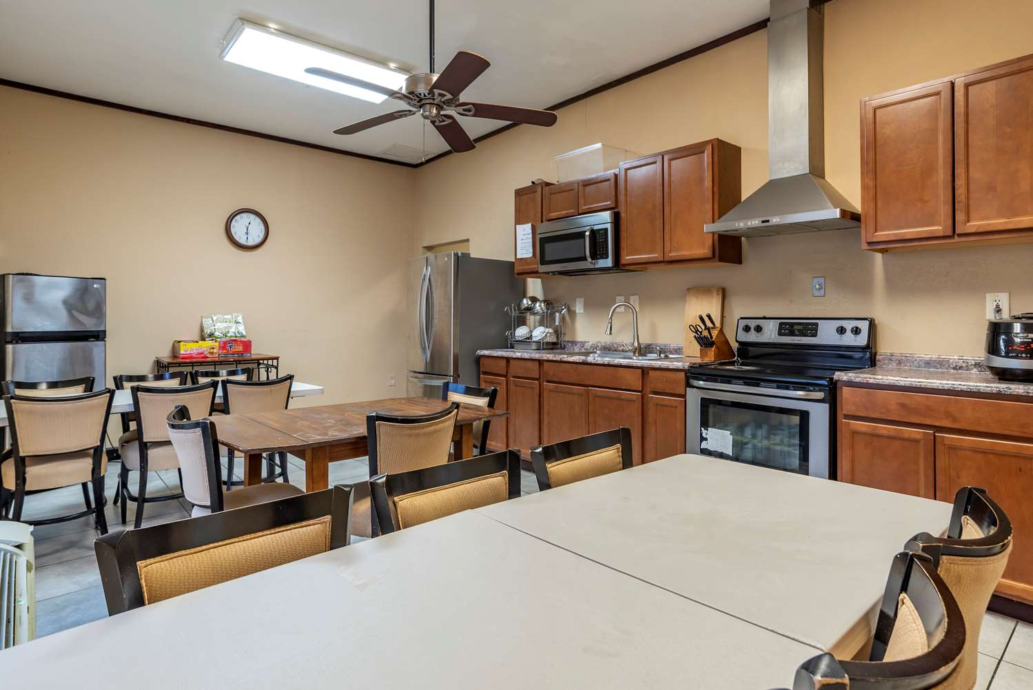 Comfort Suites Montgomery South 25/38