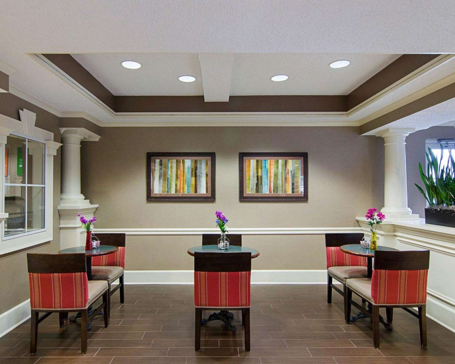 Quality Inn & Suites Little Rock West 21/22