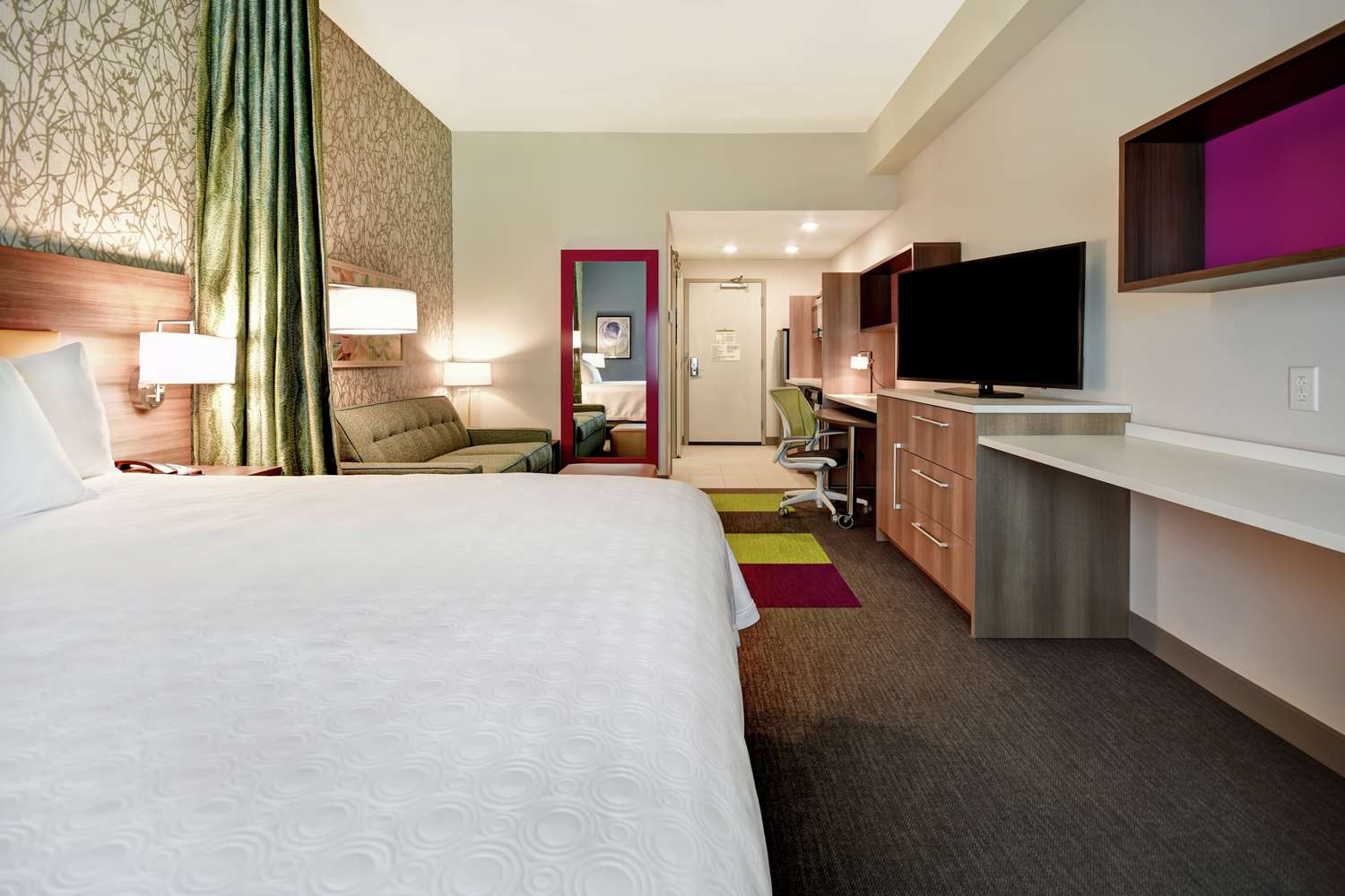Studio, Suite, King Bed, Accessible