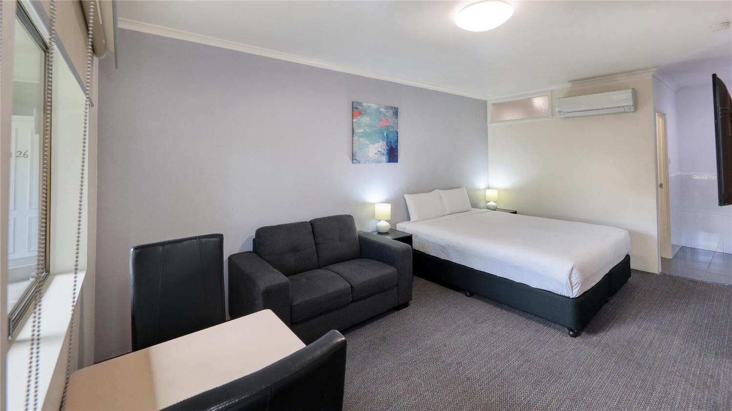 غرفة ديلوكس بسرير كينج، Best Western Cattle City Motor Inn 3/6