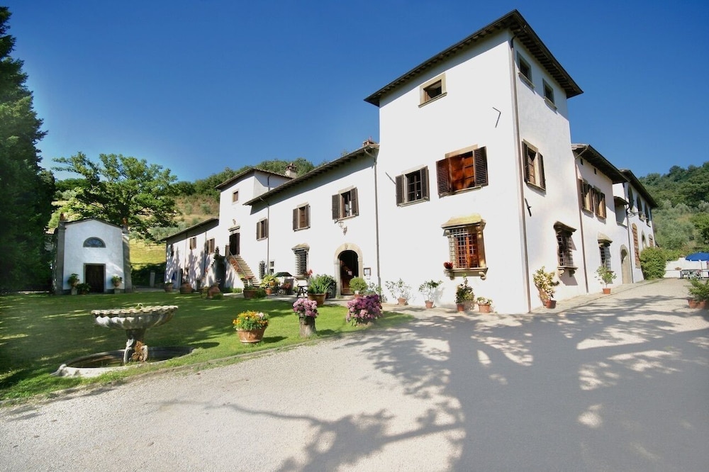 VILLA GRASSINA 48/50