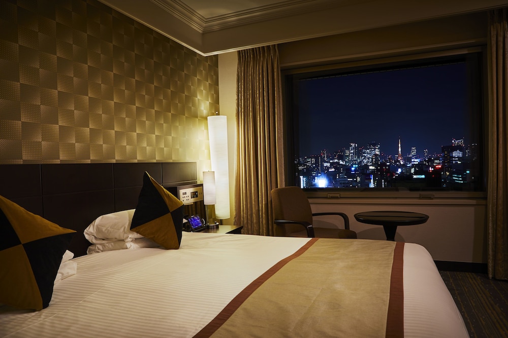 Standard, Queen Bed, Executive Level, Executive Lounge Access, High Floor