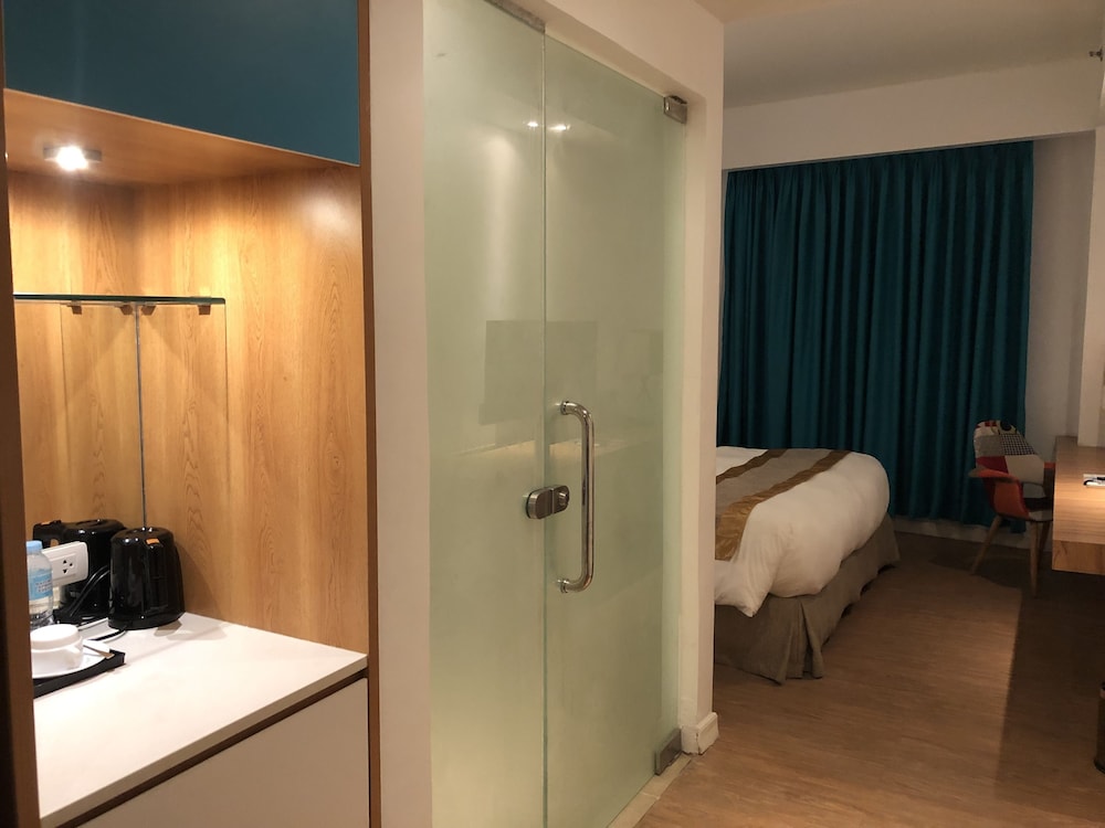 Ferra Hotel And Garden Suites 11/29