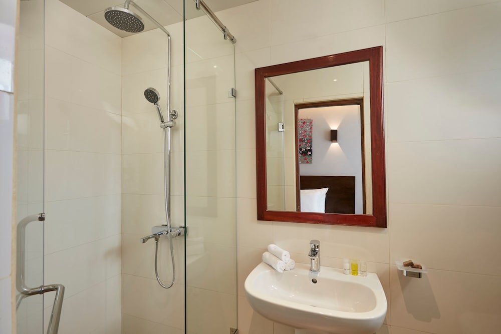 Galway Heights Hotel 46/47