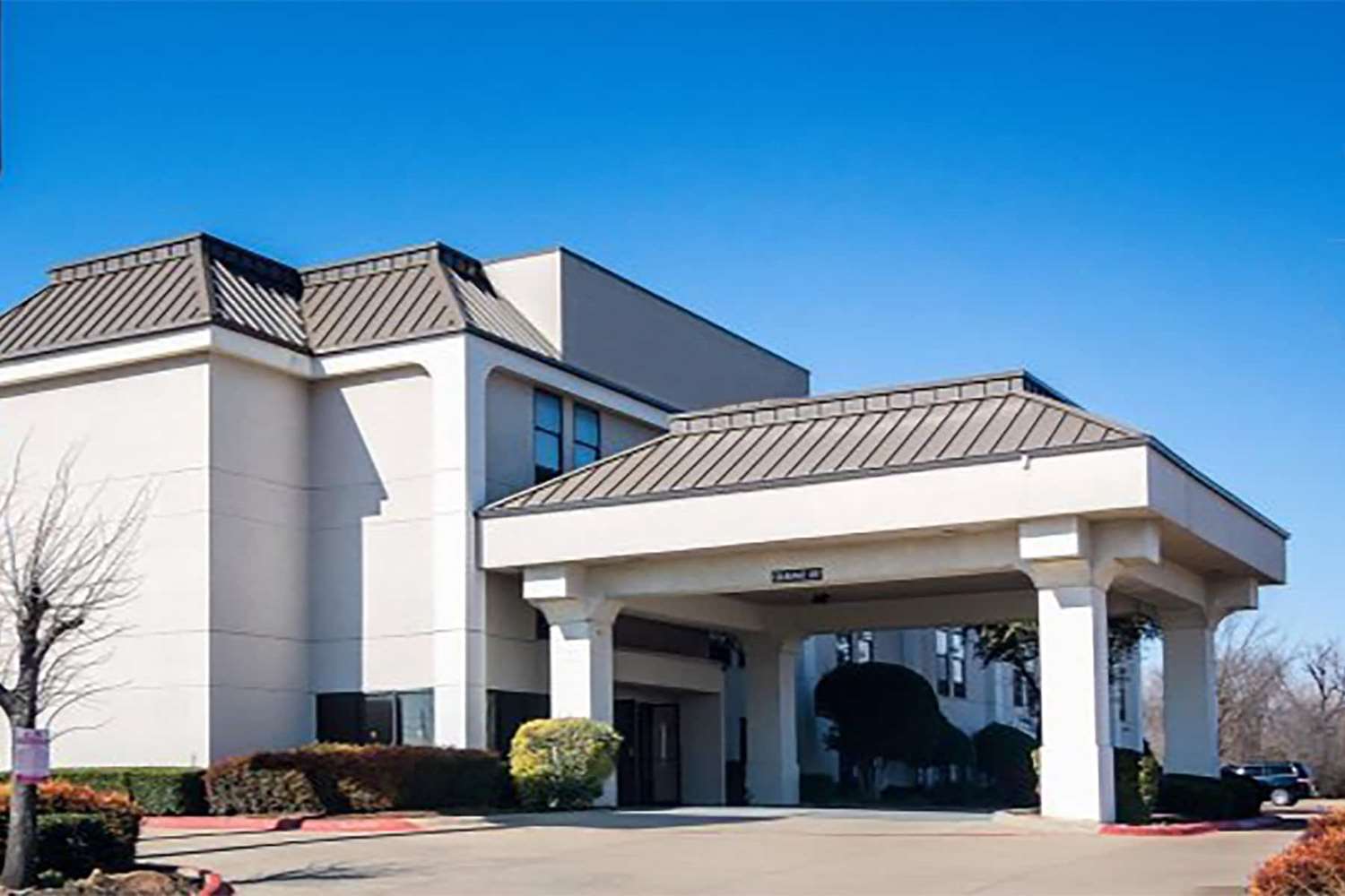 Days Inn by Wyndham Fort Worth North / Fossil Creek 1/10