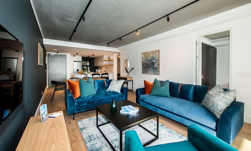 Latitude Aparthotel By Totalstay 37/56