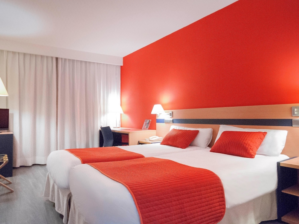 ibis Styles Zaragoza Ramiro I 9/65