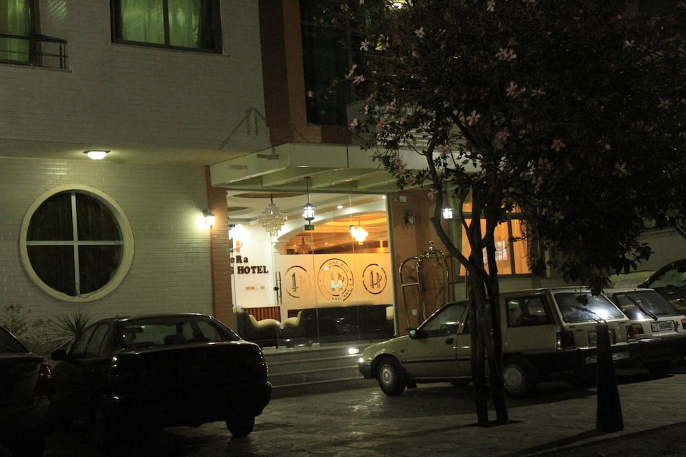 Hera Addis Hotel 4/41