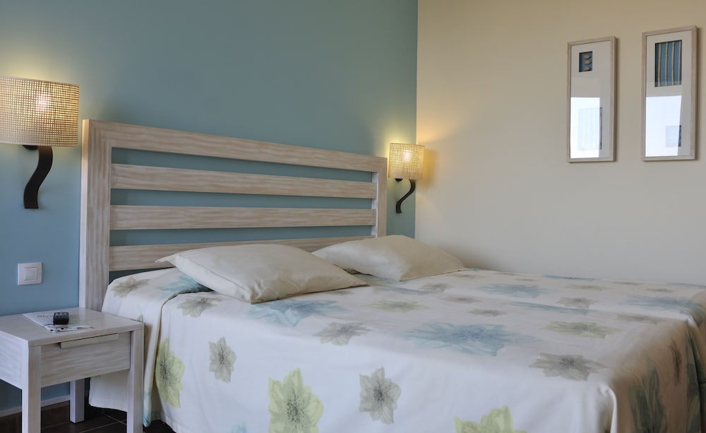 Pestana Viking Beach and Golf Resort 25/83