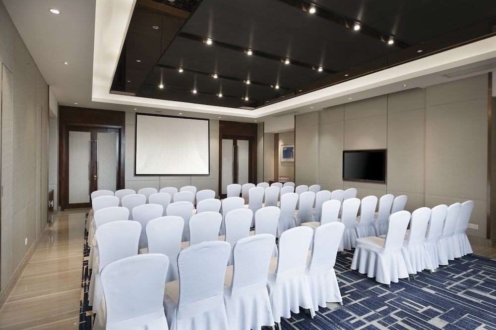 Crowne Plaza Nanchang Riverside 37/50