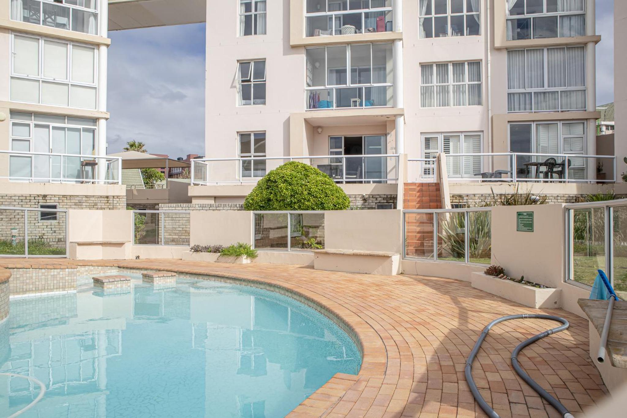 Modern Seaview Apartment 2/50