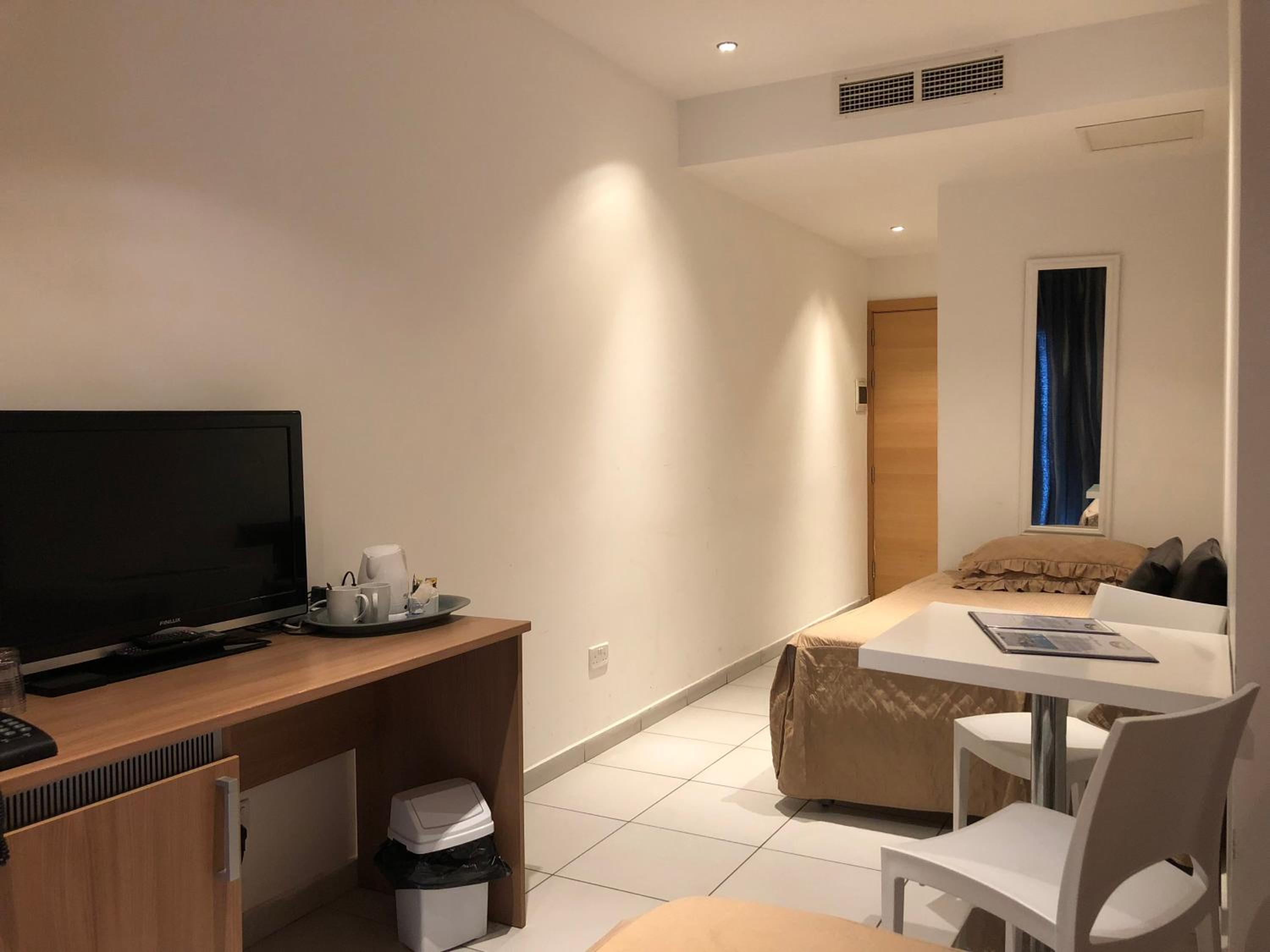 Harbour Lodge 23/28