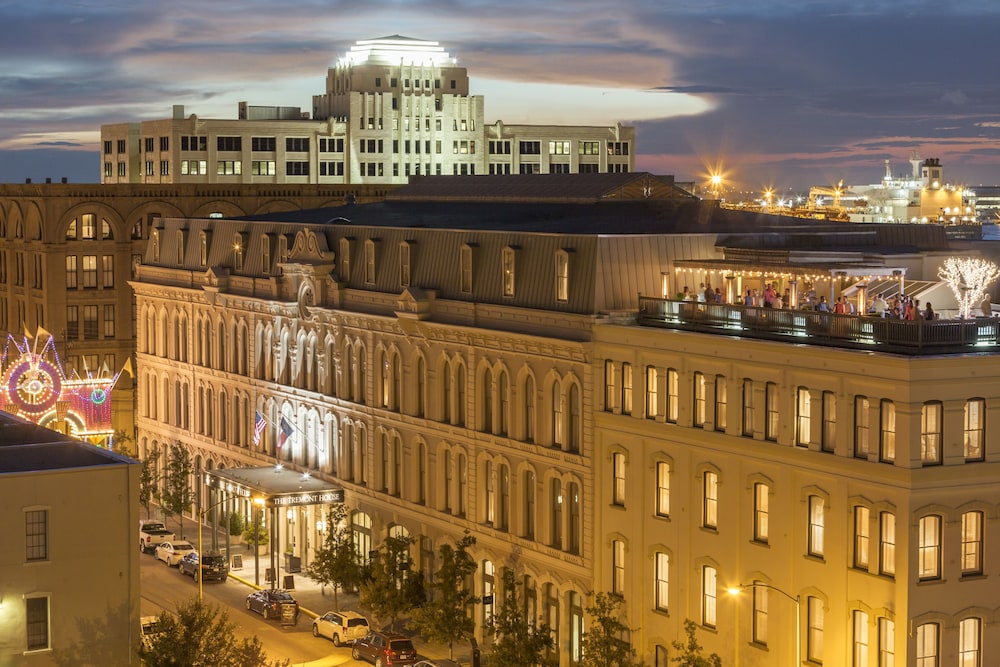 The Tremont House, Galveston, a Tribute Portfolio Hotel 4/30