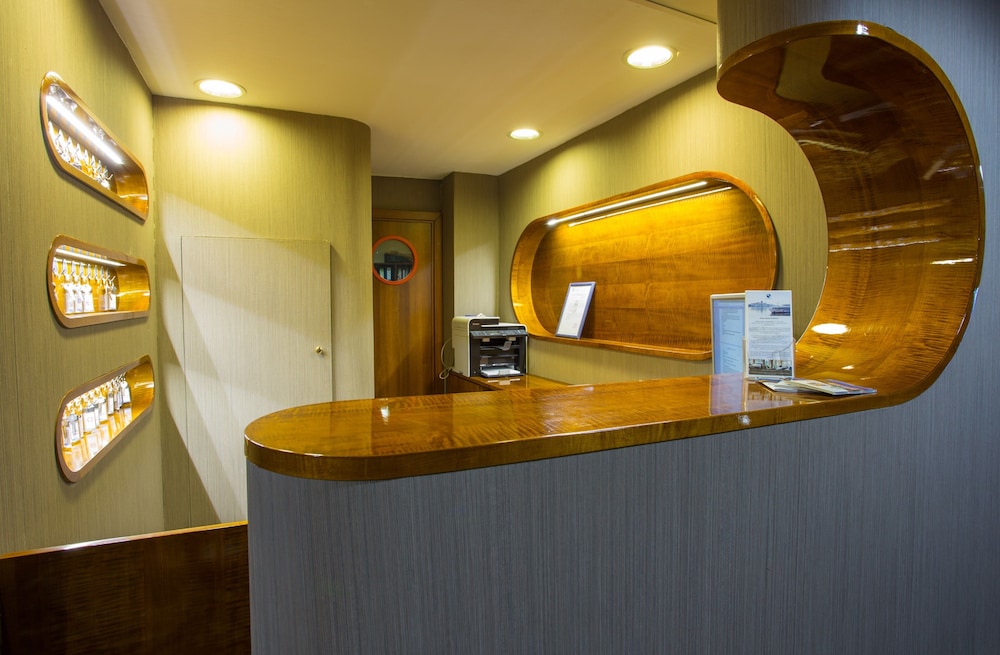 Lobby at Grand Jules Boat Hotel, BUDAPEST