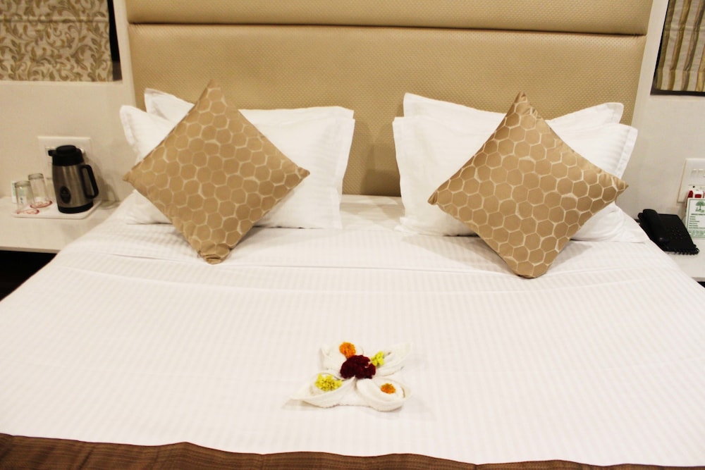 HOTEL APPLE INN 28/66