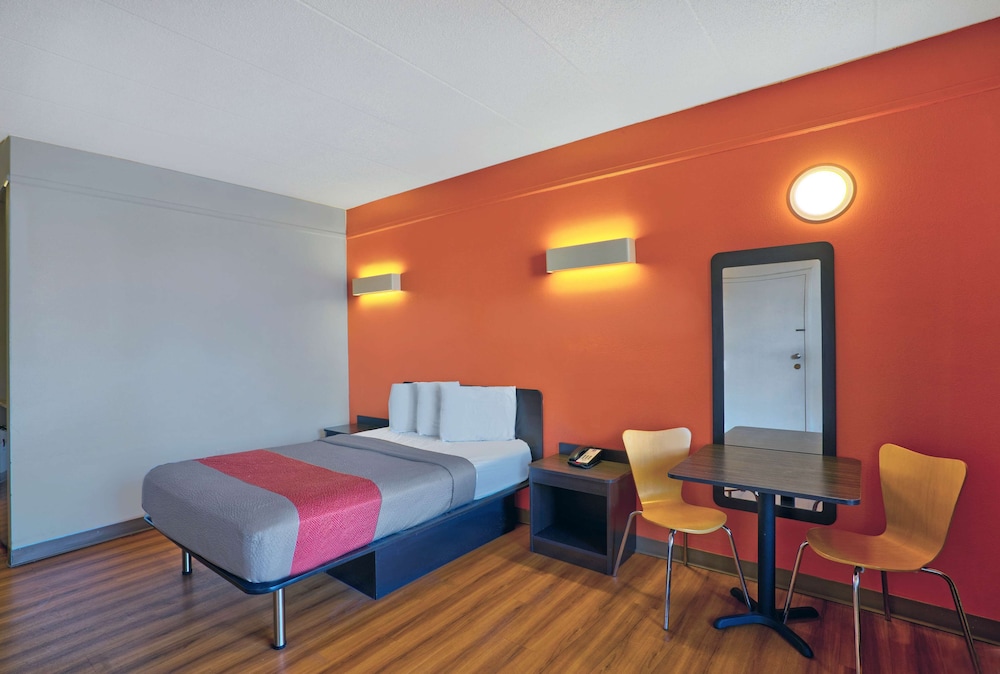 Motel6 Seaford, DE 26/66