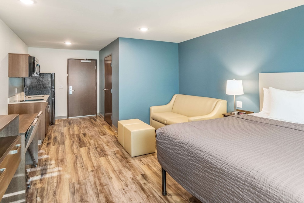 WoodSpring Suites Greenville Haywood Mall 7/33