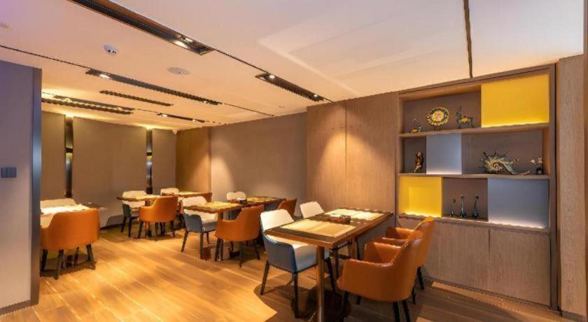 Echarm Hotel (Guangzhou Tiyu West Road Subway Station) 39/48