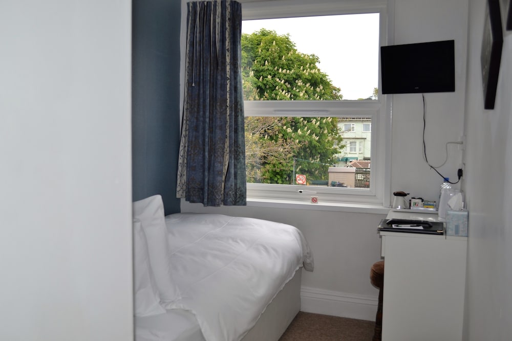 Carrington Guest House 11/50