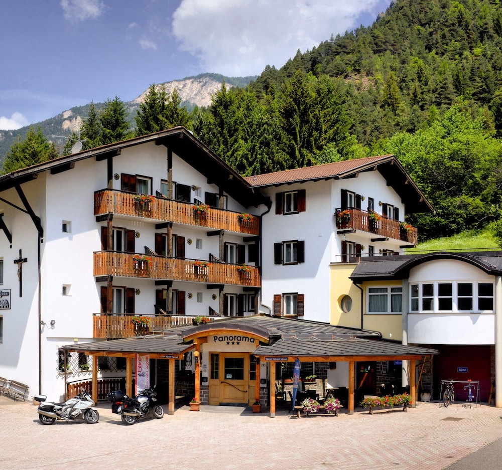 ALBERGO PANORAMA 1/30