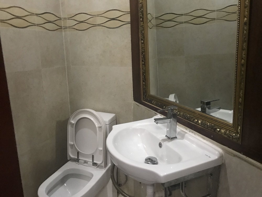 Casa Valleta Guest House & Apartments 43/50