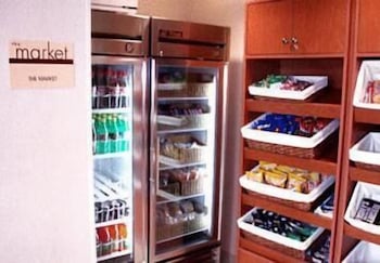 SpringHill Suites by Marriott Palm Desert 6/54