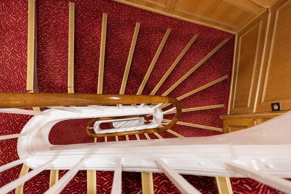 Hôtel La Sanguine 15/62