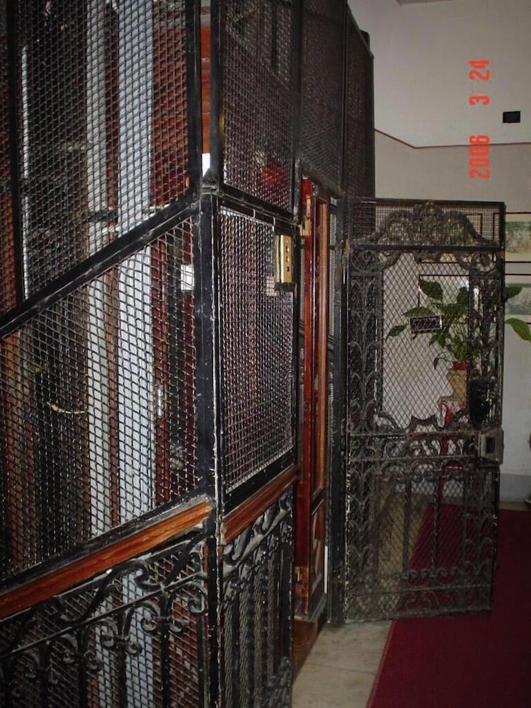 Hotel Dina 47/53