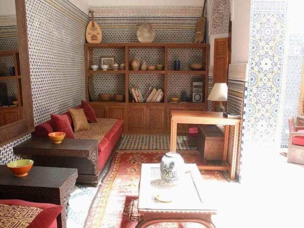 Riad Au 20 Jasmins 29/49