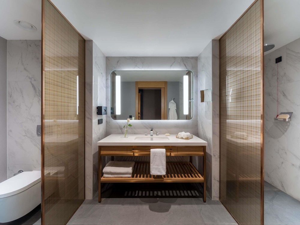 SUPERIOR, TWIN BEDS
