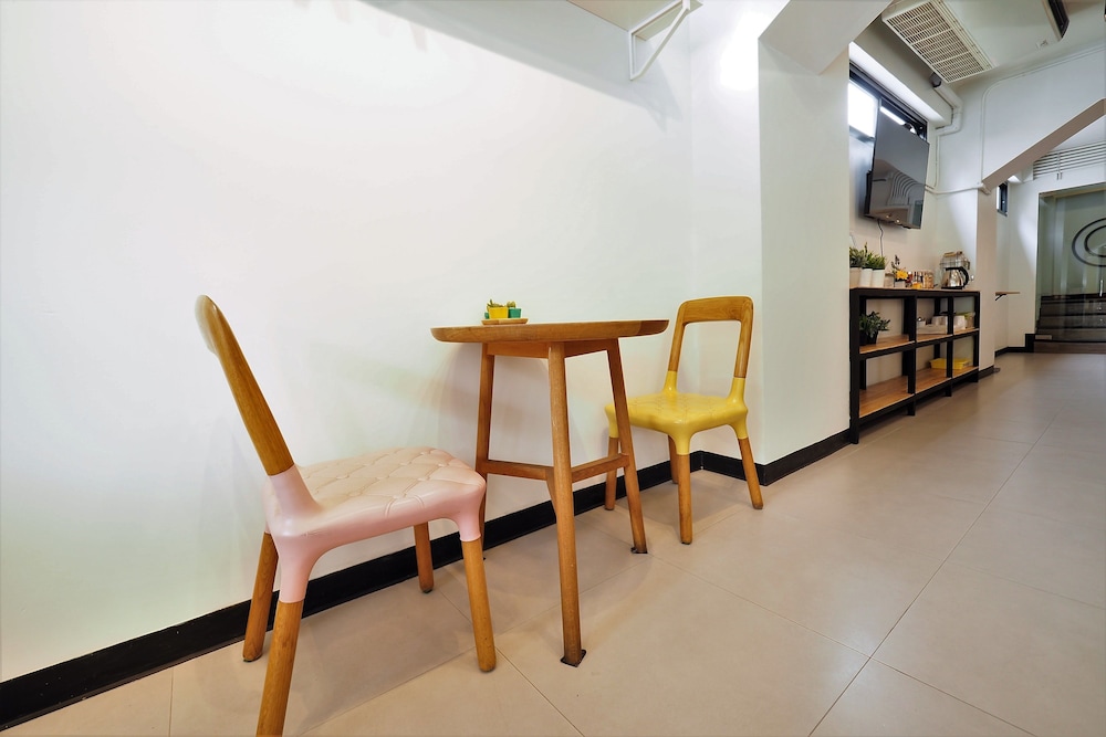 T Hostel at Victory Monument 30/46