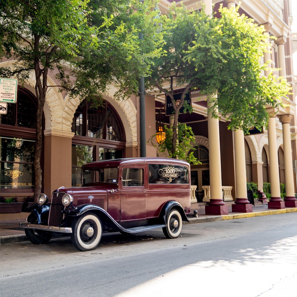 The Driskill In the Unbound Collection By Hyatt 41/50