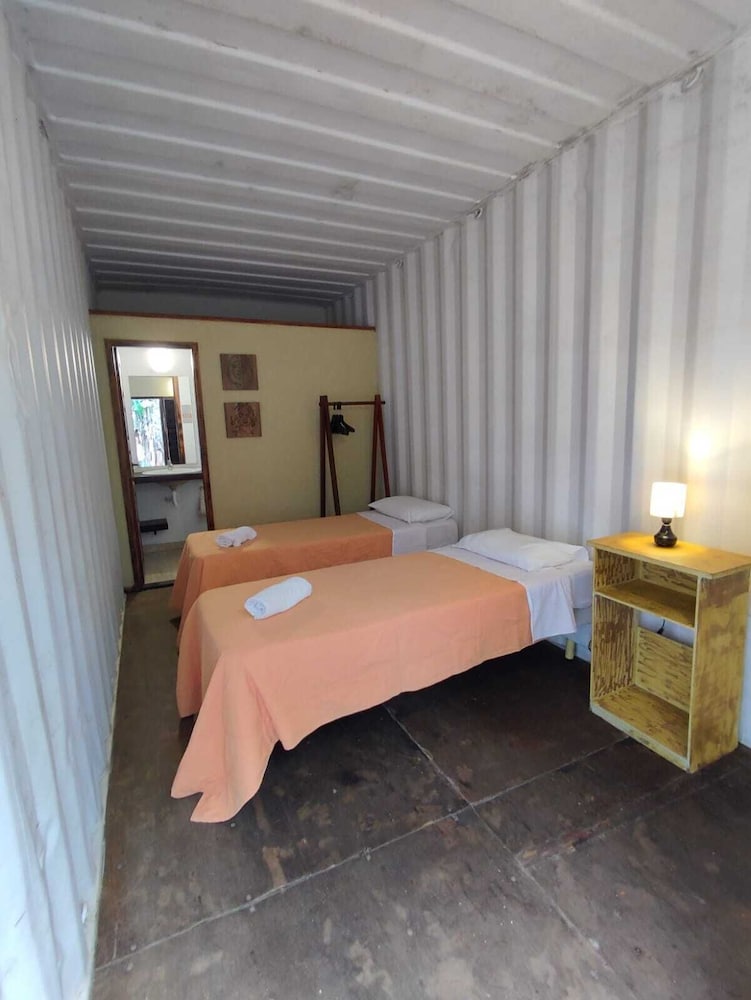 Hostel Container Cabo Frio 16/30