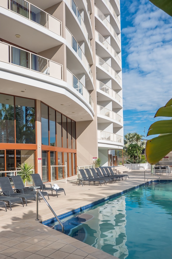 Broadbeach Savannah Hotel And Resort 7/80