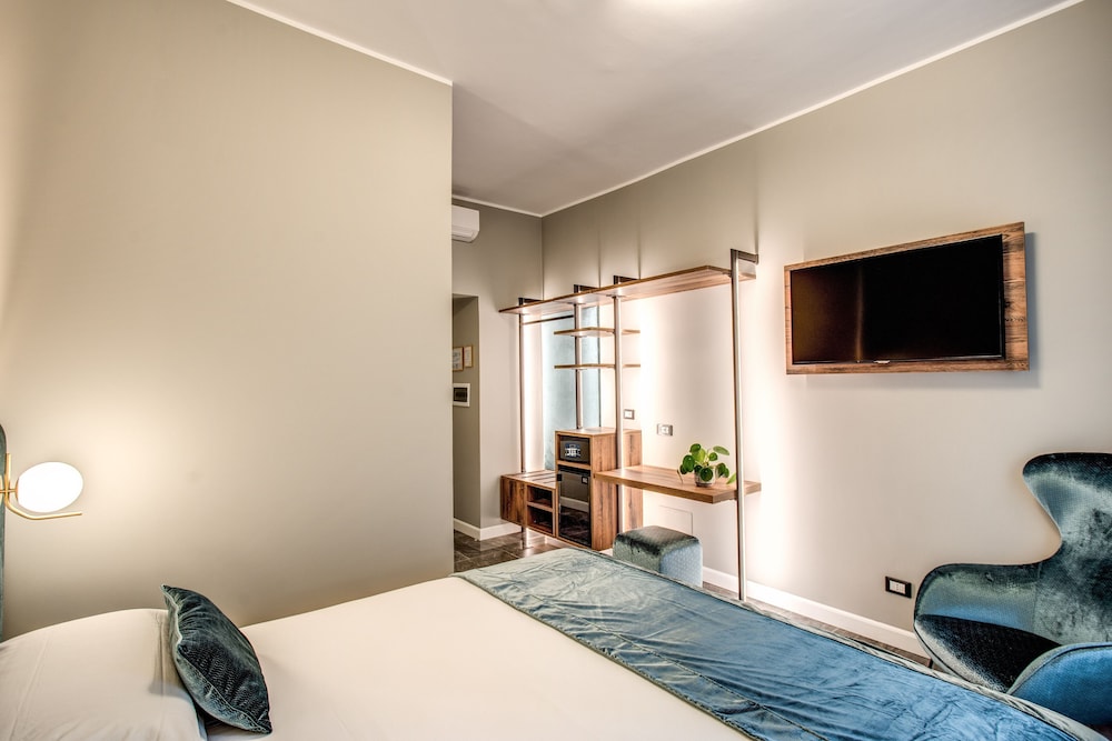 Apollo Boutique Hotel 36/72